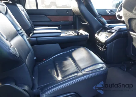 2021 Lincoln Navigator Reserve L z USA, uszkodzony, nr VIN 5LMJJ3LT7MEL05098